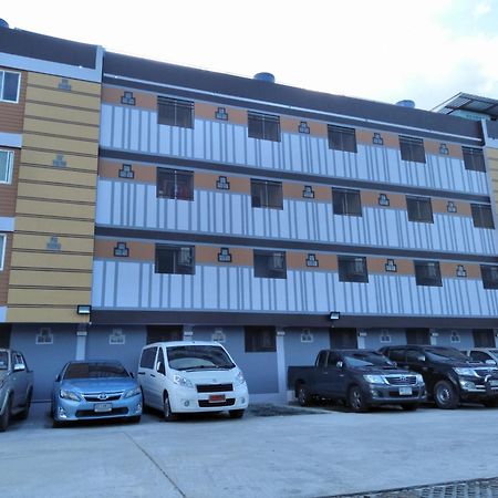 Rinrada Place Hotel Ubon Ratchathani Dış mekan fotoğraf
