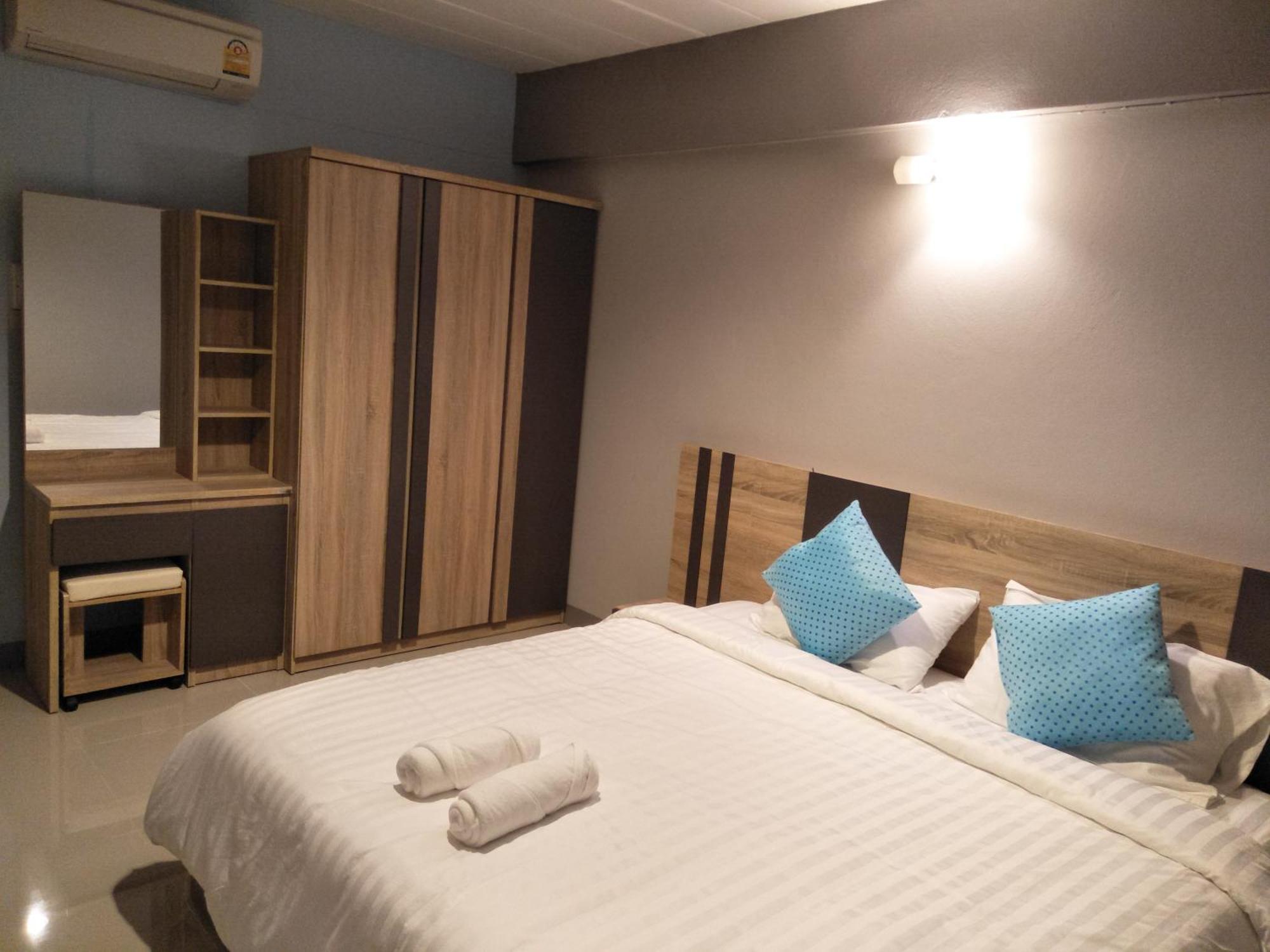 Rinrada Place Hotel Ubon Ratchathani Dış mekan fotoğraf