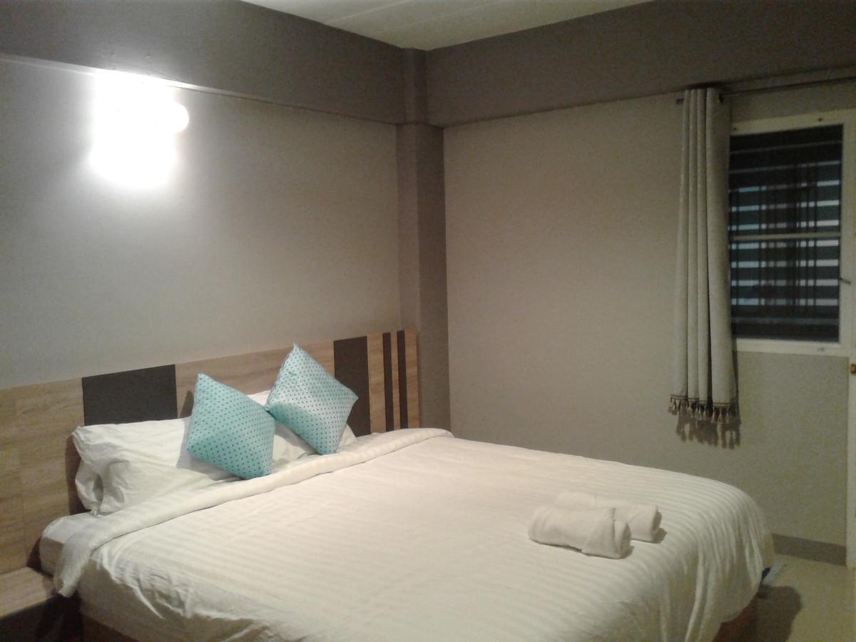 Rinrada Place Hotel Ubon Ratchathani Dış mekan fotoğraf