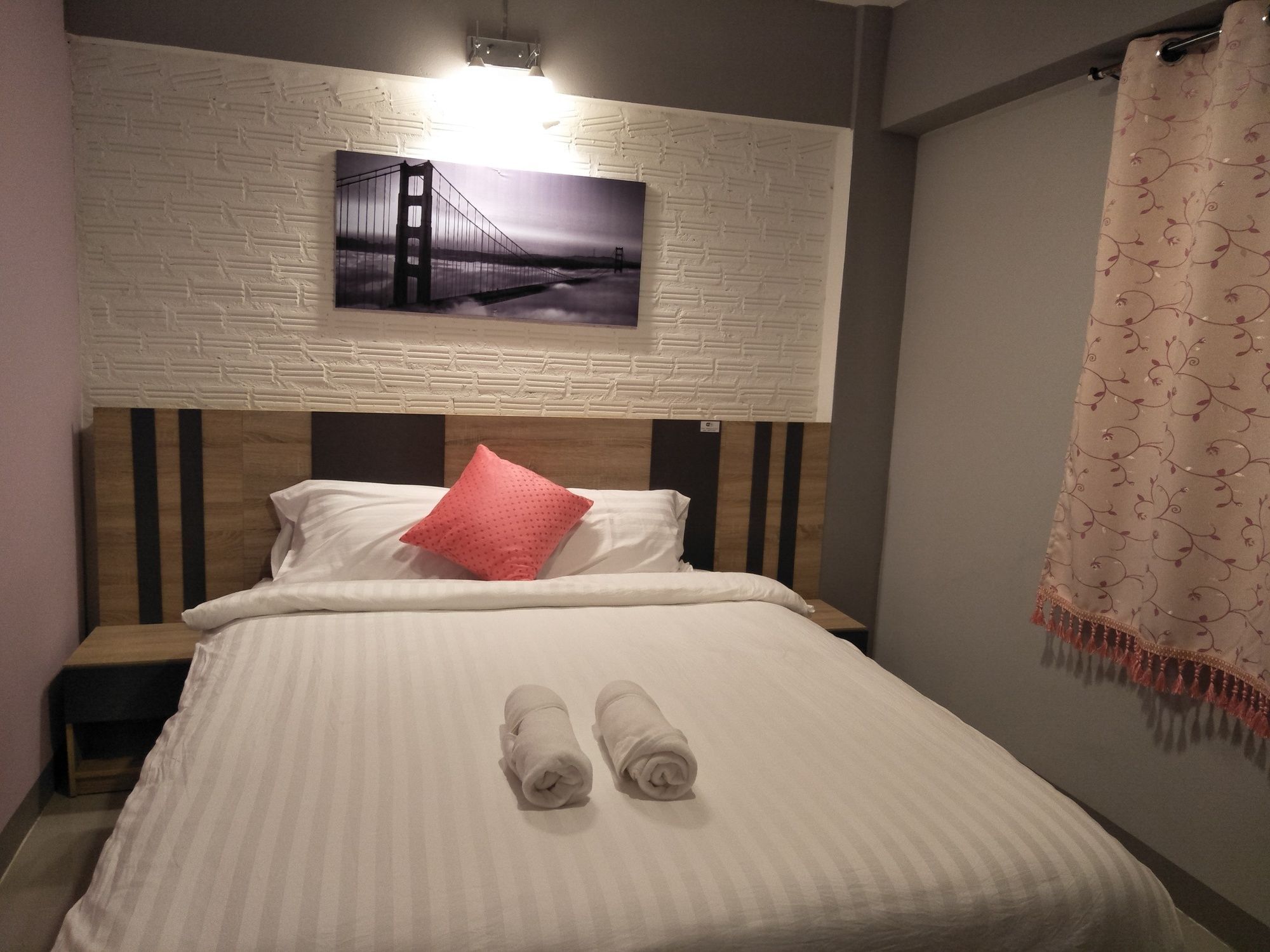 Rinrada Place Hotel Ubon Ratchathani Dış mekan fotoğraf