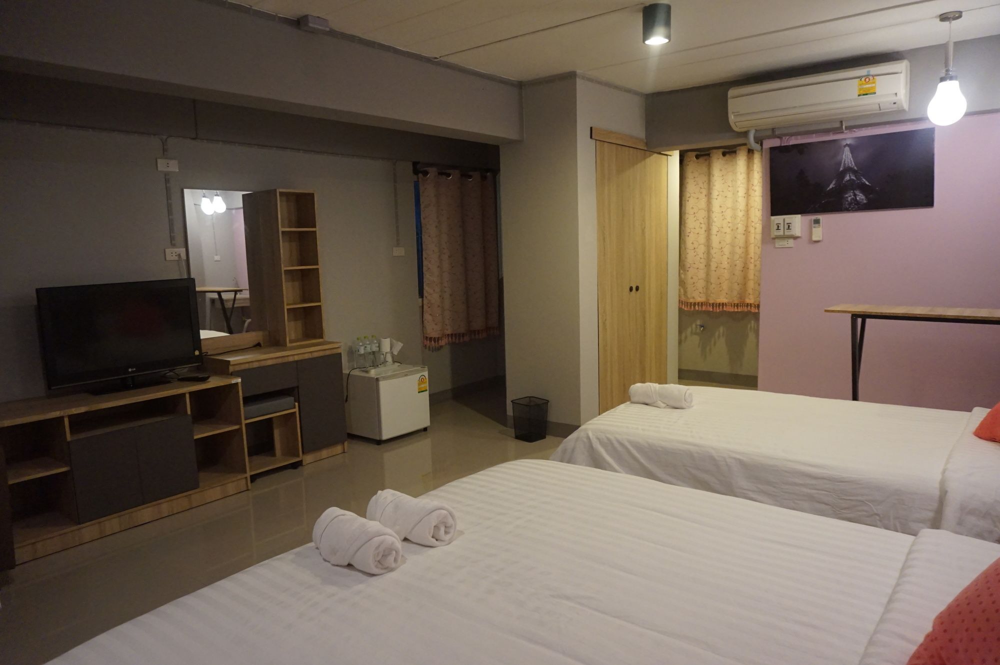 Rinrada Place Hotel Ubon Ratchathani Dış mekan fotoğraf