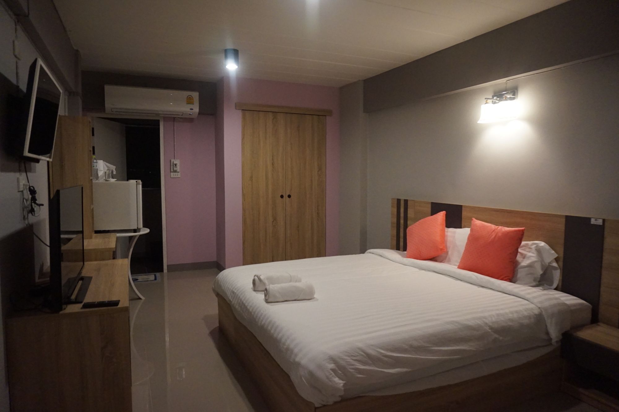 Rinrada Place Hotel Ubon Ratchathani Dış mekan fotoğraf