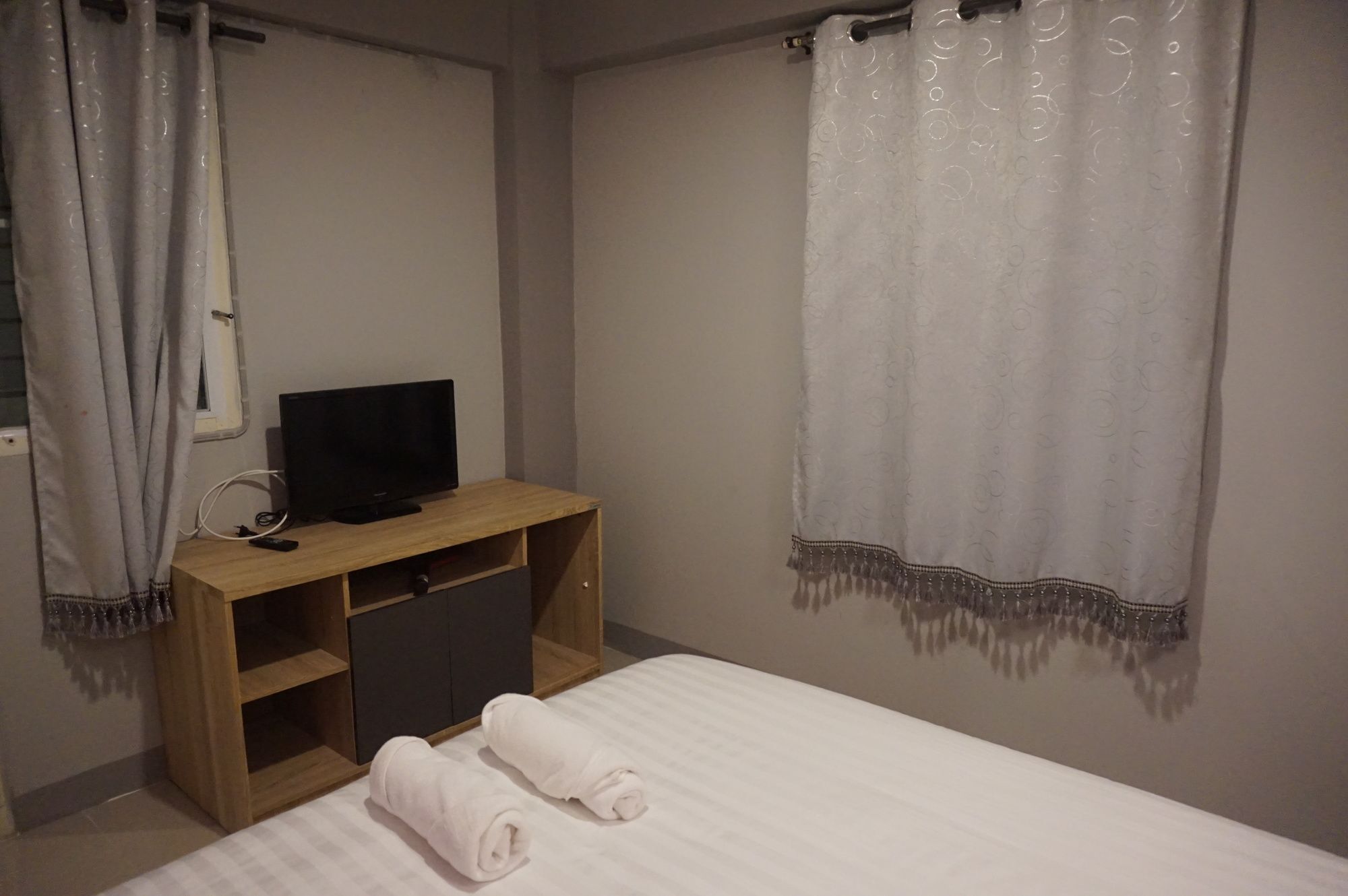 Rinrada Place Hotel Ubon Ratchathani Dış mekan fotoğraf