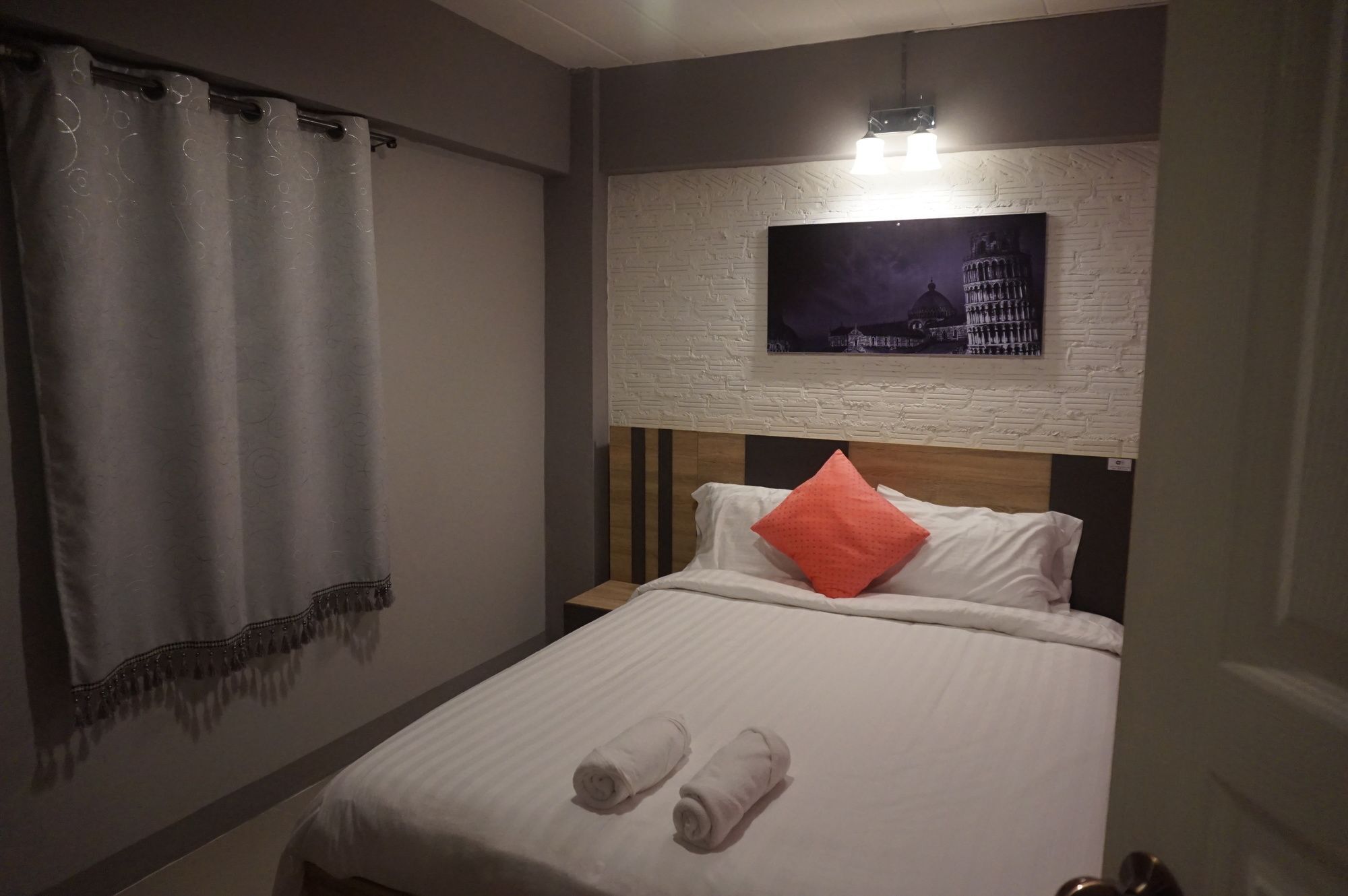 Rinrada Place Hotel Ubon Ratchathani Dış mekan fotoğraf