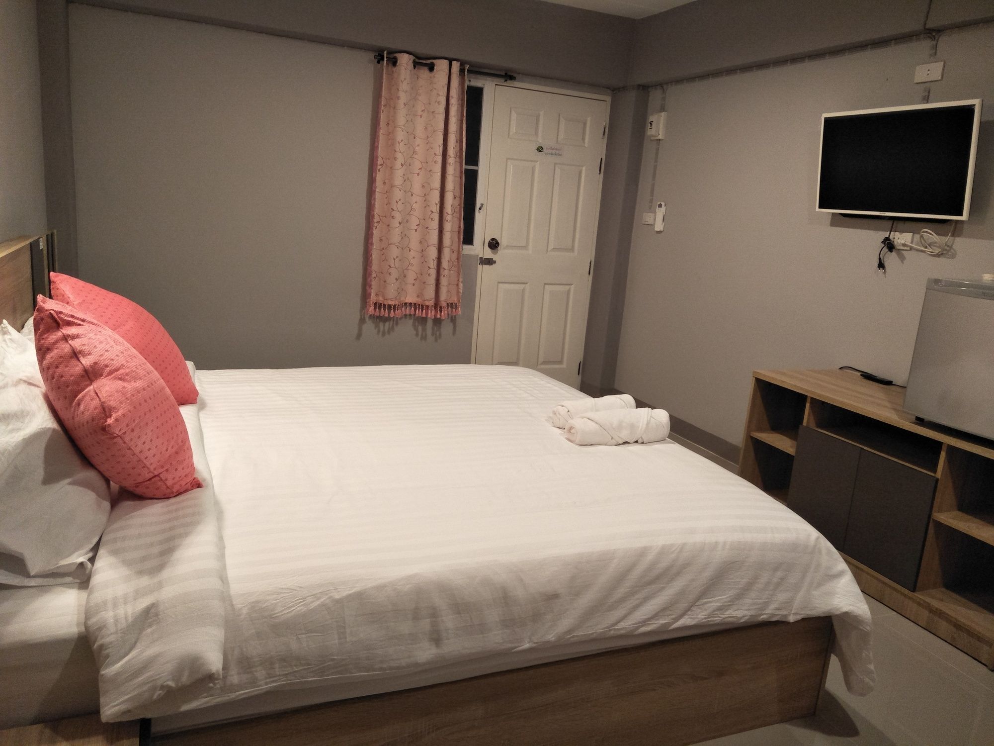 Rinrada Place Hotel Ubon Ratchathani Dış mekan fotoğraf