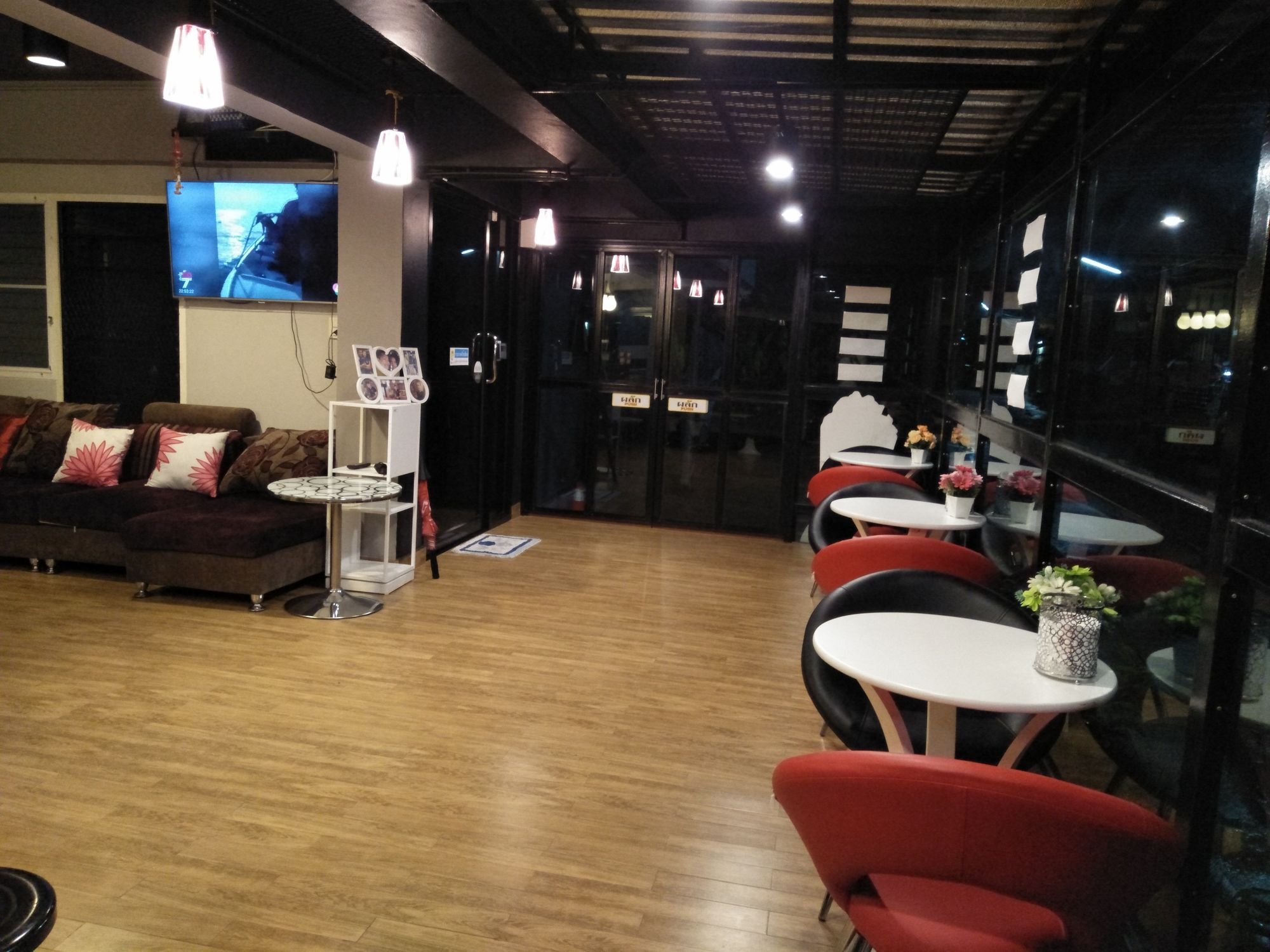 Rinrada Place Hotel Ubon Ratchathani Dış mekan fotoğraf